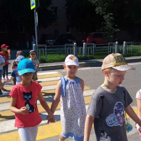 Прогулка по улицам нашего города.